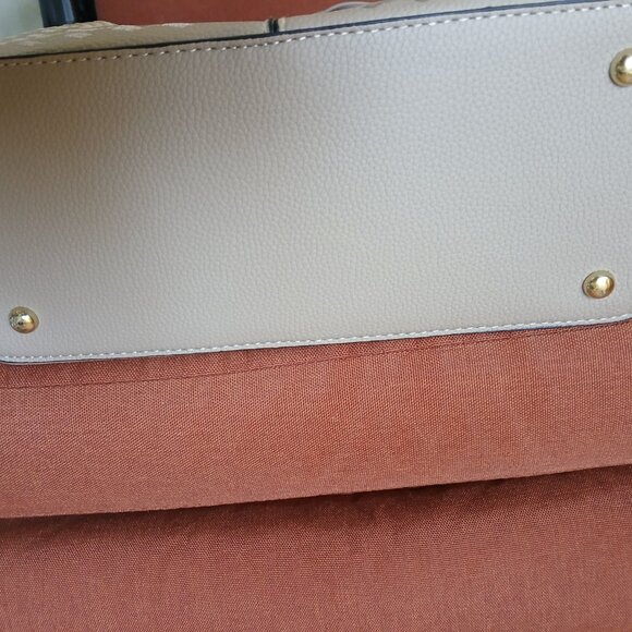 Purse - brand new! (vegan leather) - Picture 4 of 9